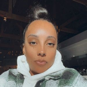 Meet your Posher, Darice